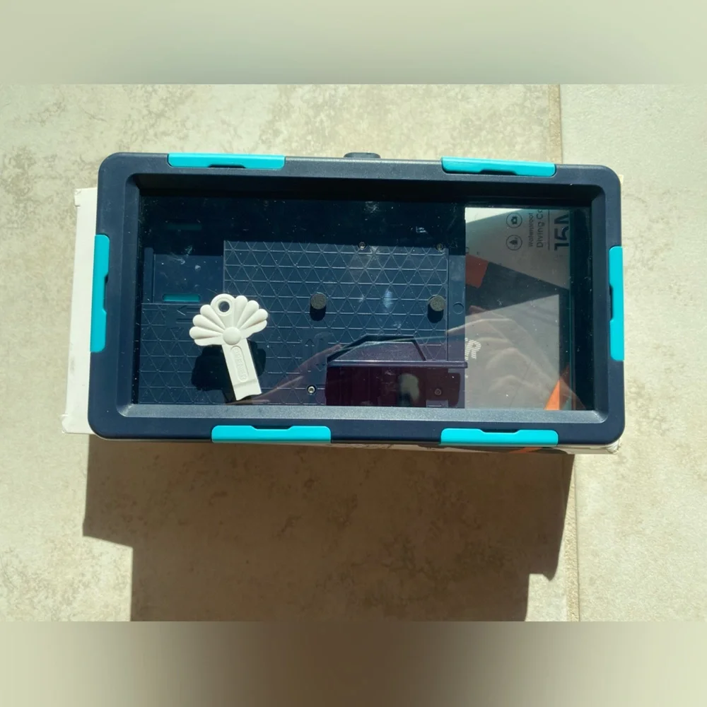 Shellbox Waterproof Case For IPhone/Android - Picture 7 of 7